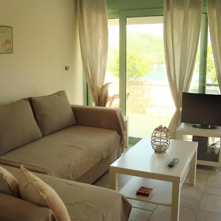 Meganisi Blue Semesterbostad *