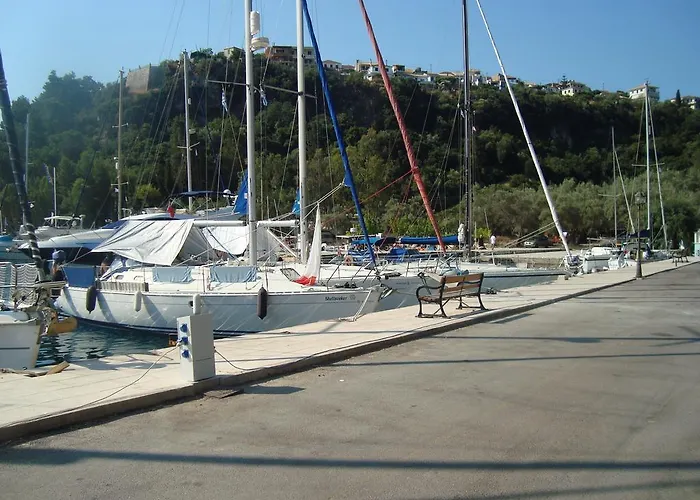 Дом отдыха Meganisi Blue Spartokhorion