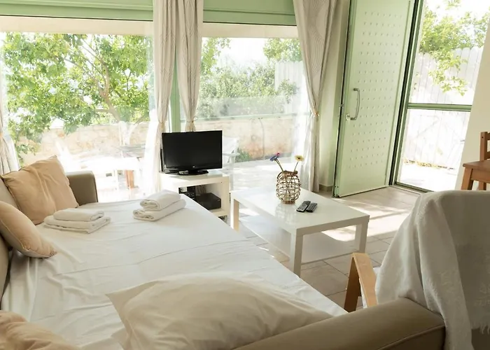 Дом отдыха Meganisi Blue Spartokhorion